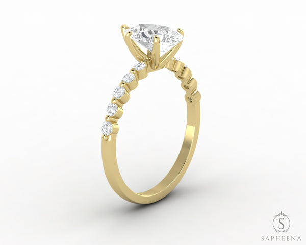 Juliet 1.5 Ct Pear Cut Moissanite Engagement Ring With Marquise Side Stones
